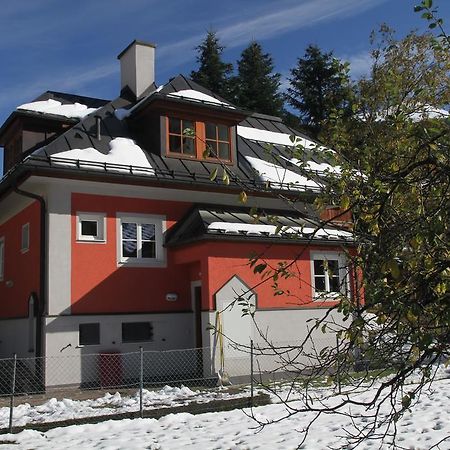 Villa Schnuck - Das Rote Ferienhaus 바트 가슈타인 외부 사진